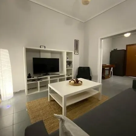 Elia'S Boutique Apartment Sparta Exterior photo